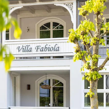 Fabiola - Life Mit Balkon Und Terrasse 빈츠